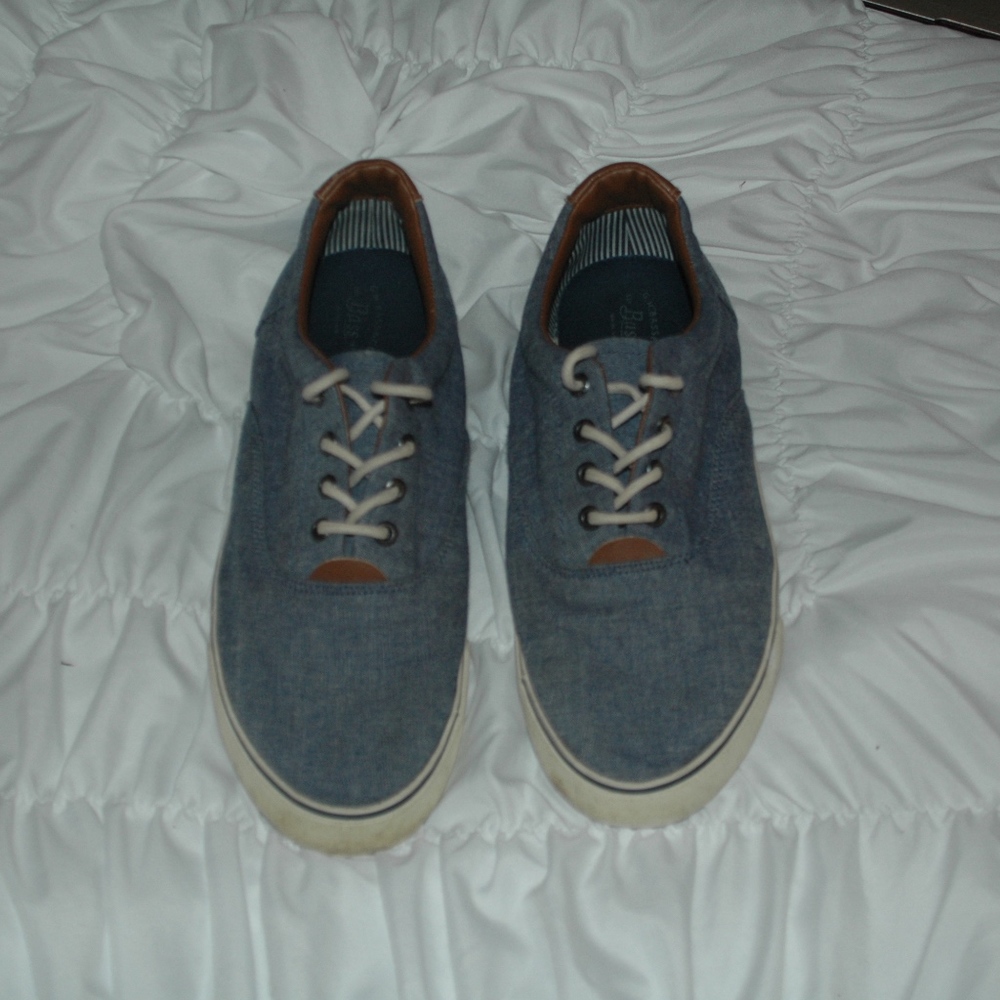 Bass shoes in great condition